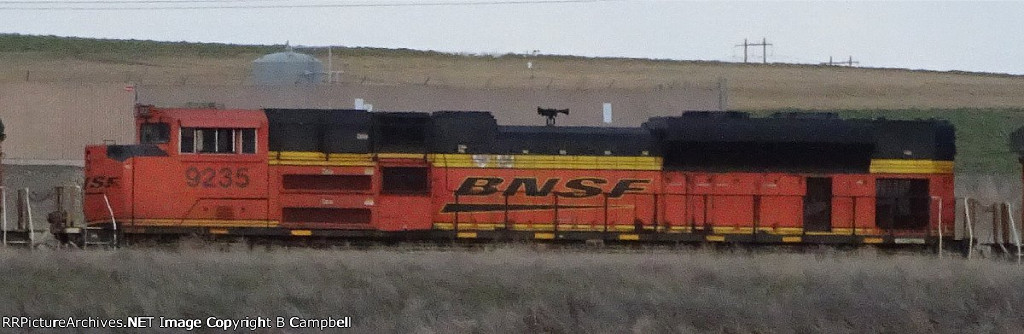 BNSF 9235